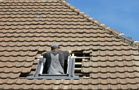 Pose de velux à Ayguesvives